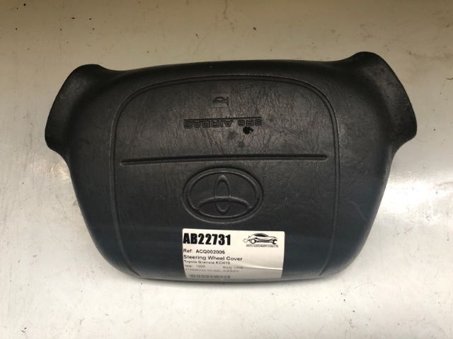 Toyota Granvia KCH10 Steering Wheel Cover