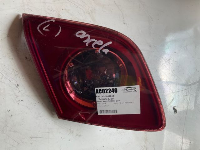 Mazda Axela BK 2003-2009 L Tailgate Light