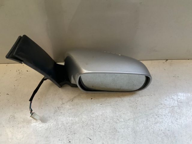 Toyota Noah/Voxy R60 2001-2007 RF Door Elec Mirror (5 Wire)