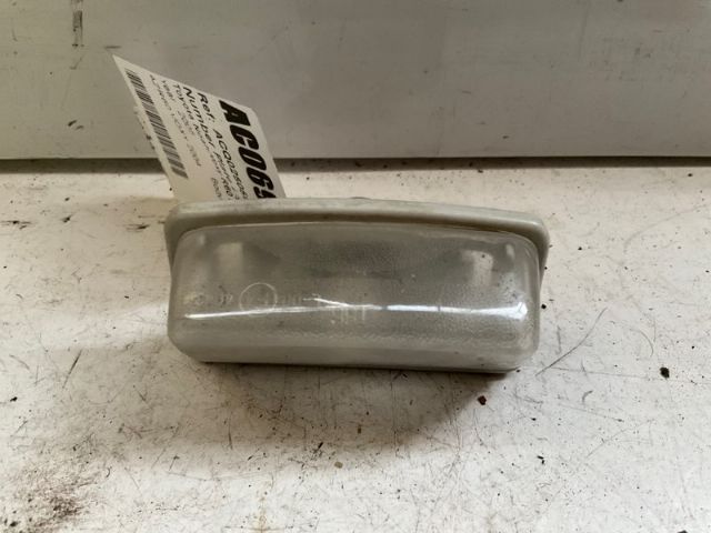 Toyota Noah/Voxy R60 2001-2007 Number Plate Light
