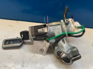 Toyota Wish ZNE10G 2003-2009 Ignition Switch Key