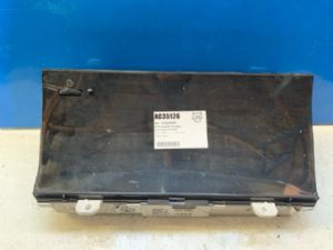 Toyota Regius CH410 Instrument Cluster
