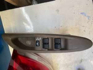 Mazda MPV LW10G1 06/99-04/02 RF Window Switch