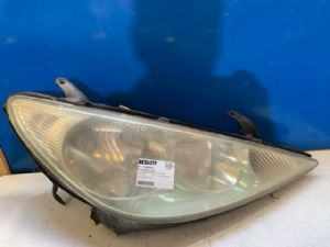 Toyota Estima ACR30W 06/00-02/06 R Headlight (HID)