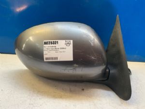 Nissan Juke F15 2012-on RF Door Elec Mirror (5 Wire)
