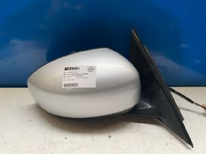 Nissan Skyline V36 2006-2016 RF Door Elec Mirror (7 Wire)