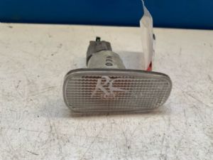 Toyota Prius NHW20 10/03-06/09 RF Guard Light