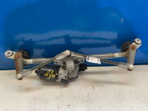 Toyota Prius NHW20 10/03-06/09 Front Wiper Motor