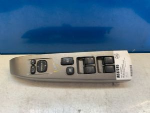 Toyota Prius NHW20 10/03-06/09 RF Window Switch