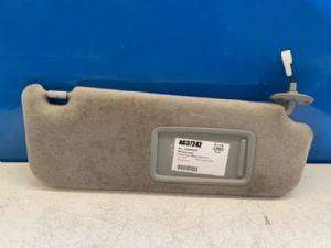 Toyota Prius NHW20 10/03-06/09 RH Sunvisor