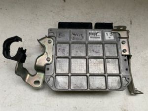 Toyota Wish ZGE20 ECU Computer