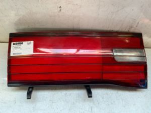 Toyota Granvia KCH10 L Tailgate Light