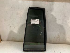 Toyota Highlander GSU40 2010-2013 LR Door Quarter Glass
