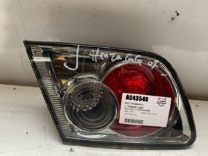 Mazda Atenza GG 2002-2008 L Tailgate Light