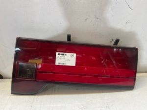 Toyota Hiace LH113 11/89-12/99 R Tailgate Light