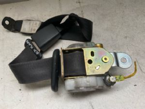 Toyota RAV4 SXA10 06/94-06/00 RF Seat Belt